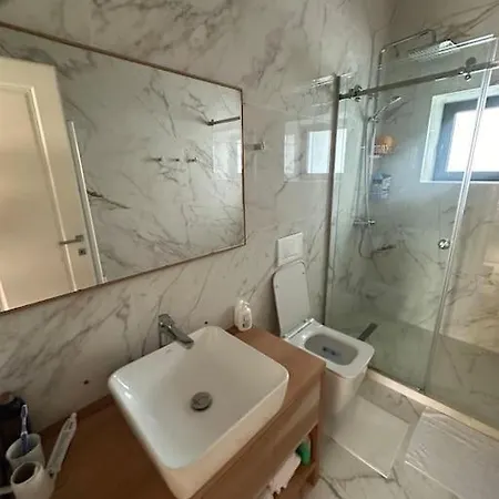 House فيلة *