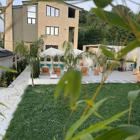 וילה House Vlorë